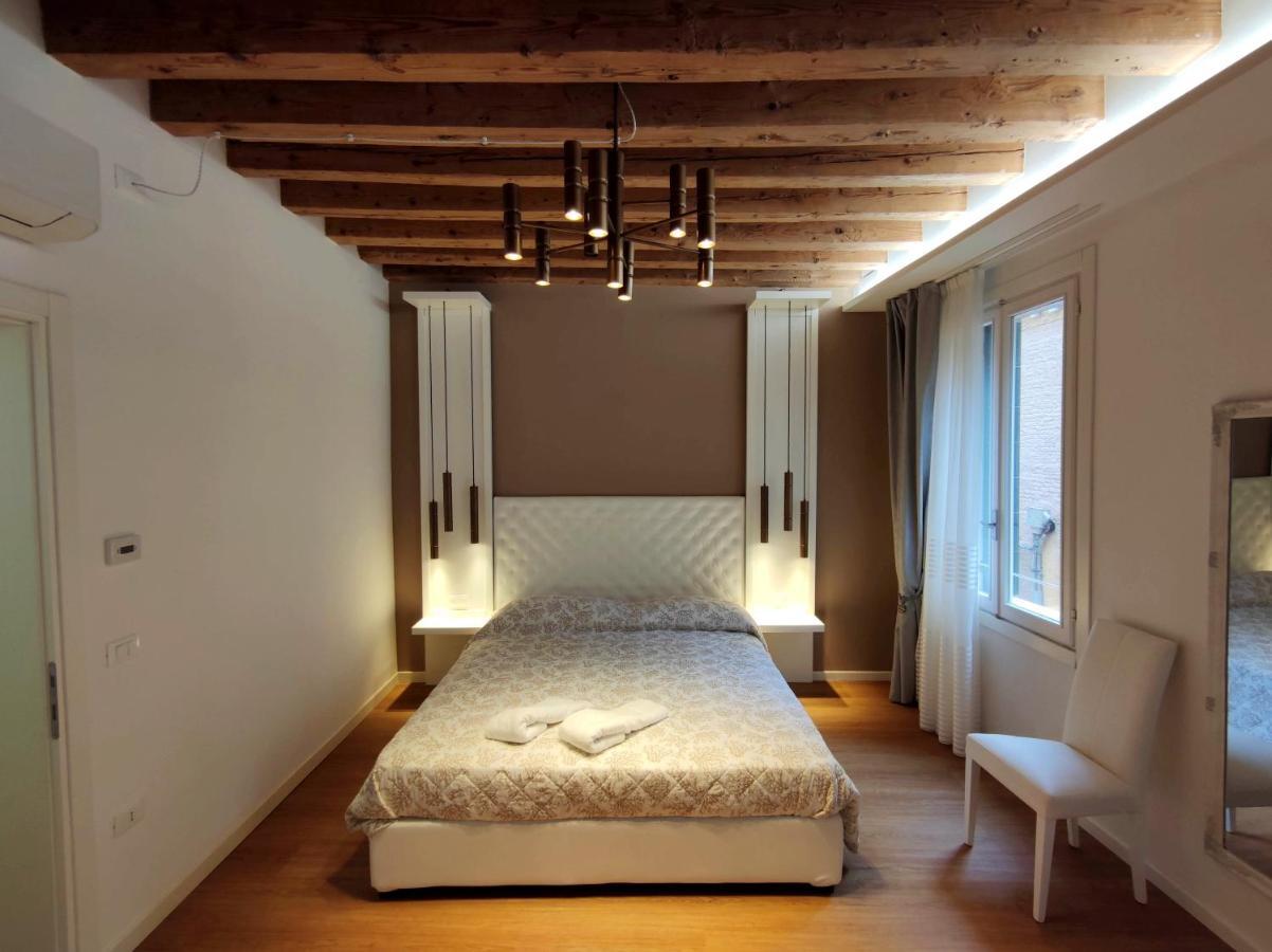 ונציה Deluxe 3 Bedroom Flat In Rialto מראה חיצוני תמונה